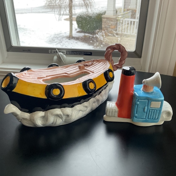 Vintage Jay Wilfred by Sadek Tug Boat Ceramic Tea Pot 10” long - Picture 4 of 5